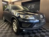 Volkswagen Touareg 3.0 TDI, AHK,BI-XENON,SITZHZ VR+HI,LEDER - VW Touareg Gebrauchtwagen in Oldenburg