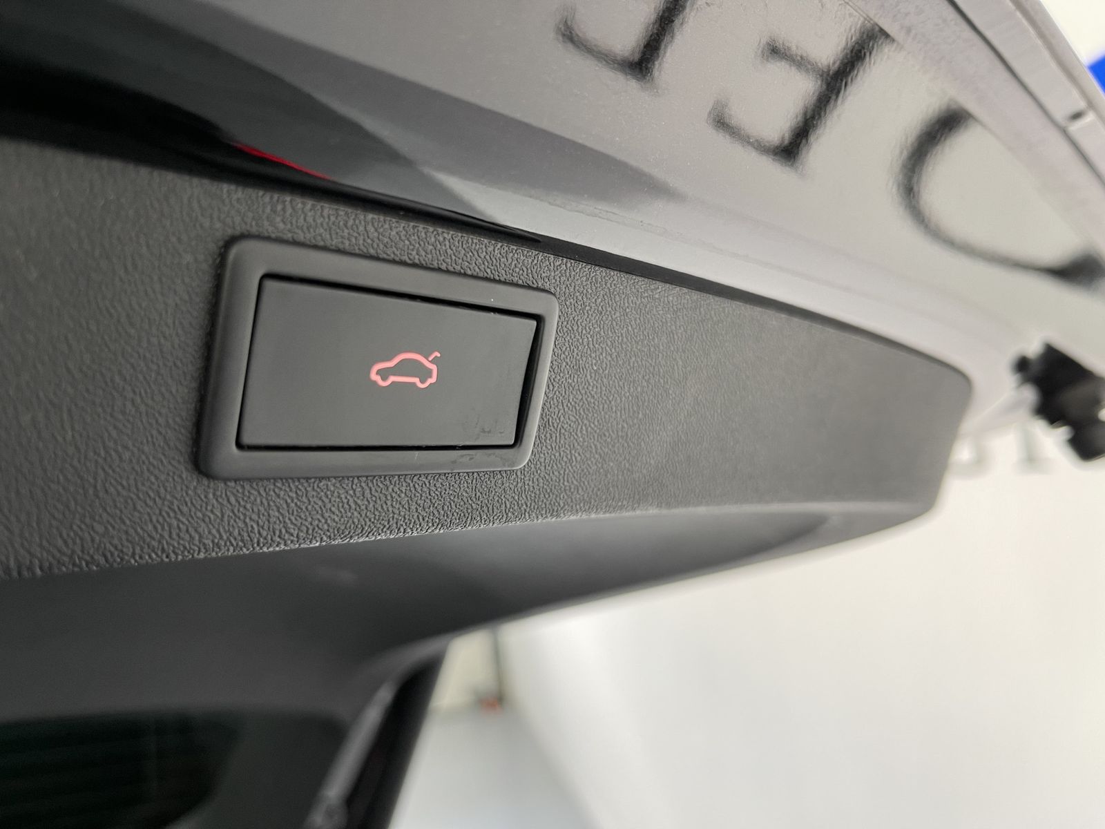 Fahrzeugabbildung SKODA Enyaq 60 Loft*LED-Matrix*Cam*WP*Navi*21Zoll*