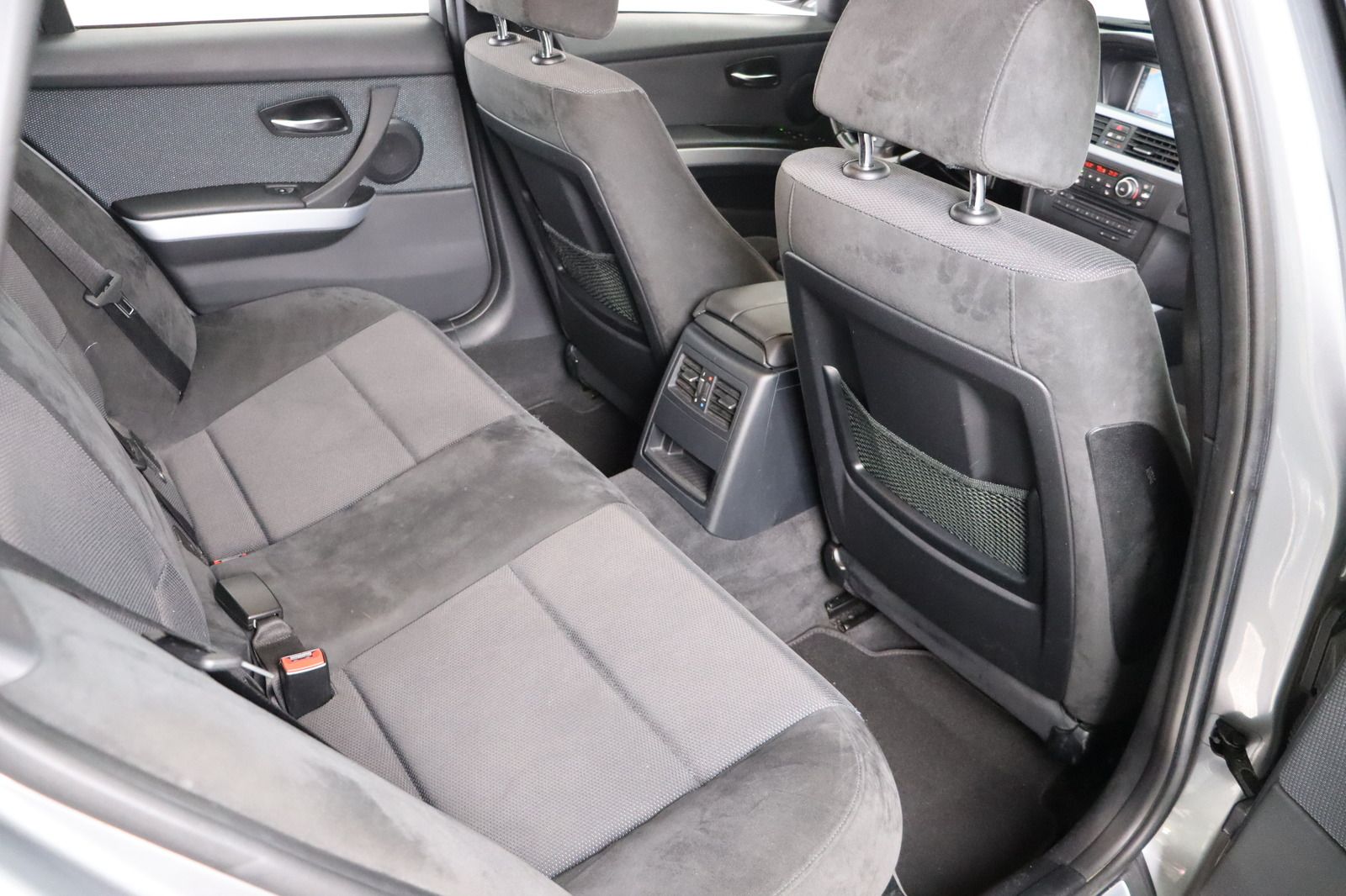 Fahrzeugabbildung BMW 320 d xDrive M-Paket * Xenon * Navi * Alcantara
