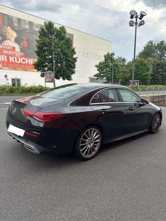 Mercedes-Benz CLA 200