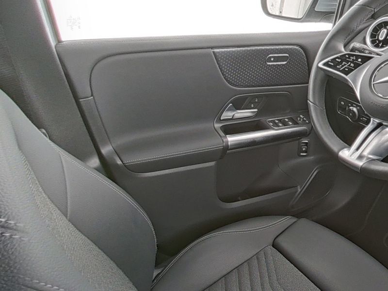 Fahrzeugabbildung Mercedes-Benz B 220 d Progressive*AHK*Totwink*Multibeam*Kamera