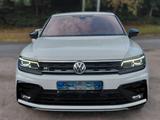 Volkswagen Tiguan Allspace, 4MOTION, R-Line +  R-LINE NIGHT - Volkswagen Tiguan Allspace in Wuppertal