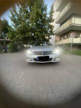 Mercedes-Benz Mercedes w204 220 - Mercedes-Benz 220 aus 2013