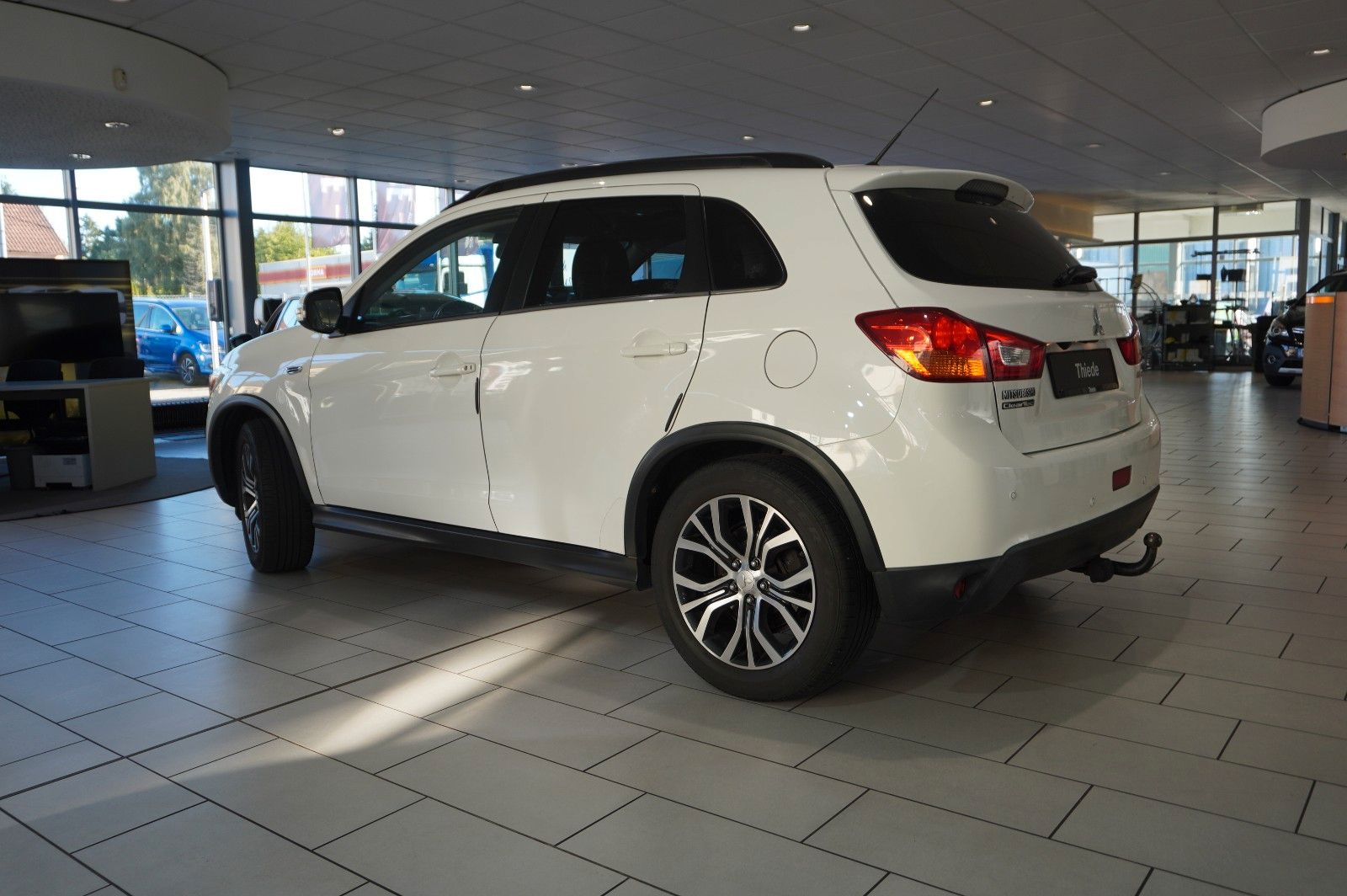Fahrzeugabbildung Mitsubishi ASX 1.6D TOP 2WD NAVI/LED/KAMERA/PANO./SHZ/AHK