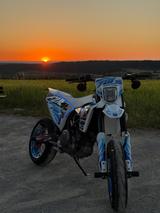 Husqvarna 701 Supermoto  - HUSQVARNA 701 SUPERMOTO