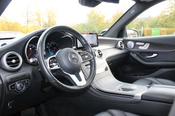 Fahrzeugabbildung Mercedes-Benz GLC 400 d 4Matic Pano+Burmester+20"