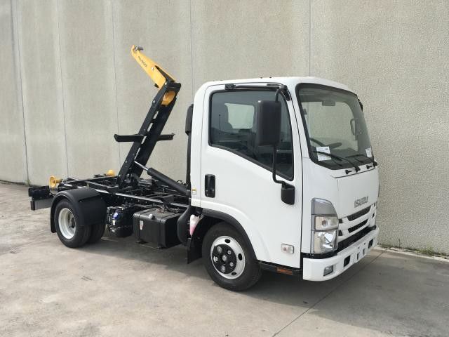 Isuzu M21 TT