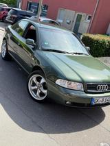 Audi A4 B5 1.8 Automatik  gepflegter Zust... - Audi A4 aus 2000: 1.8