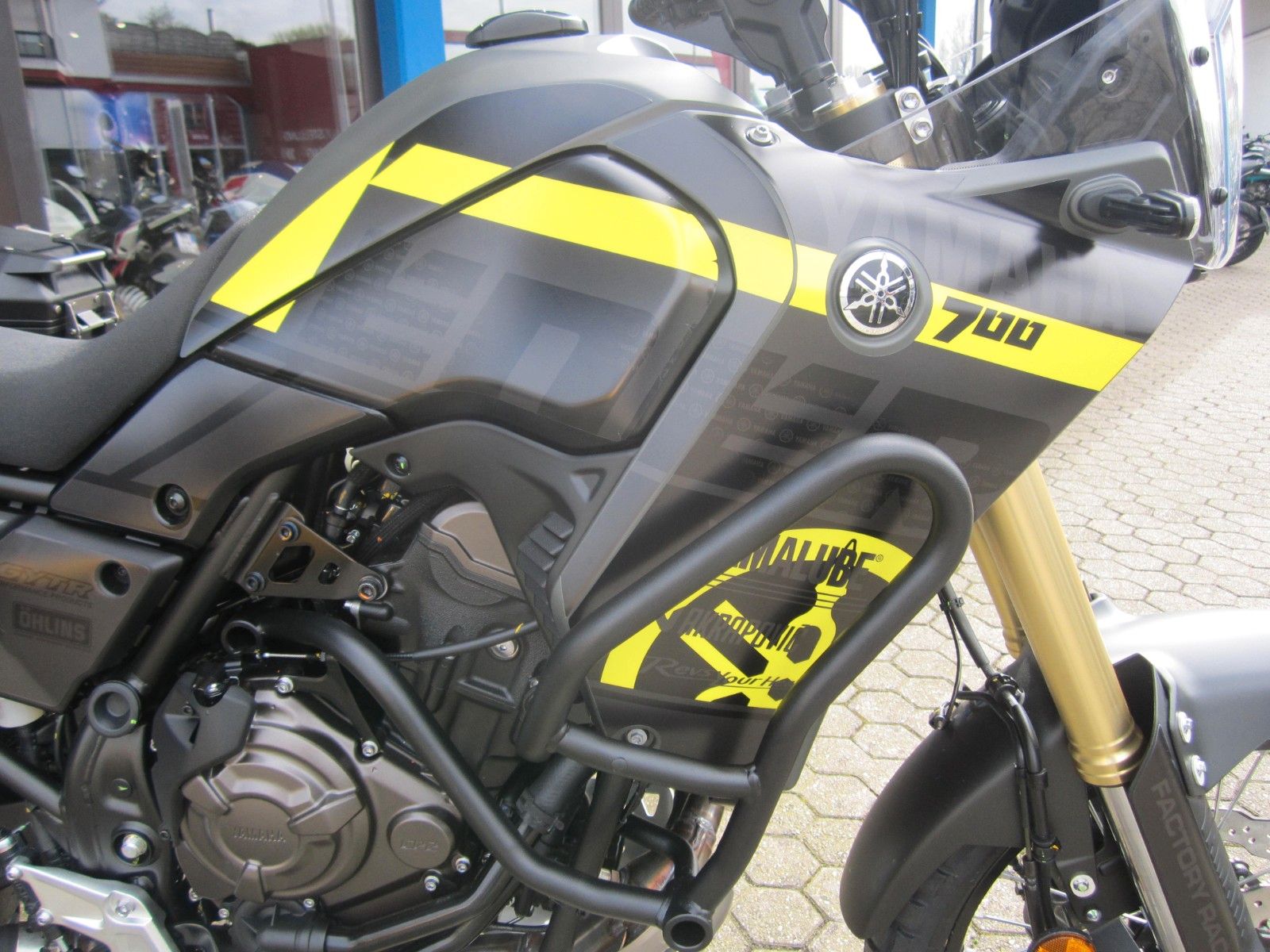 Fahrzeugabbildung Yamaha XTZ 700 Foliert und Zub. für 2700.-€