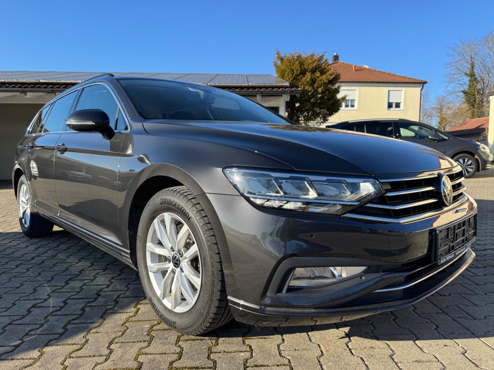 Volkswagen Passat Var 2.0TDI Business AHK Kamera TravelAss