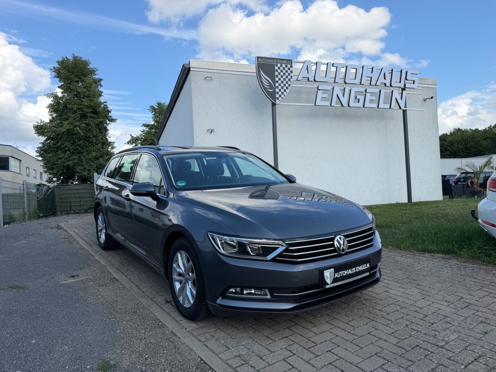 VW Passat Variant 2.0TDI DSG/ACC/SHZ