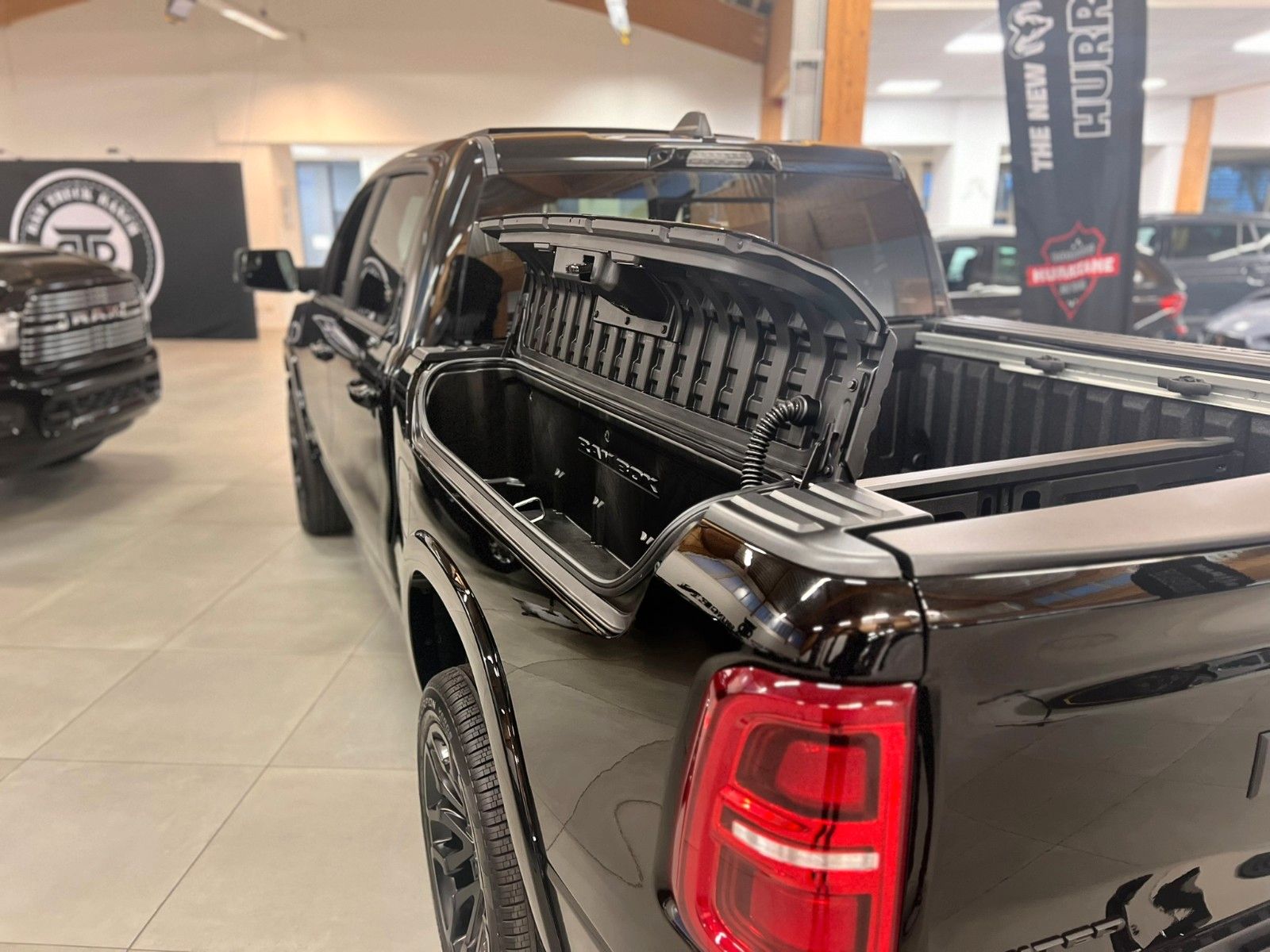 Fahrzeugabbildung Dodge RAM 1500 Limited Night  H/O 3.0L MY25