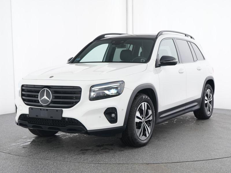 Mercedes-Benz GLB 220 4m NIGHT+PANO+AHK+LENKRADHEIZ+MULTIBEAM+