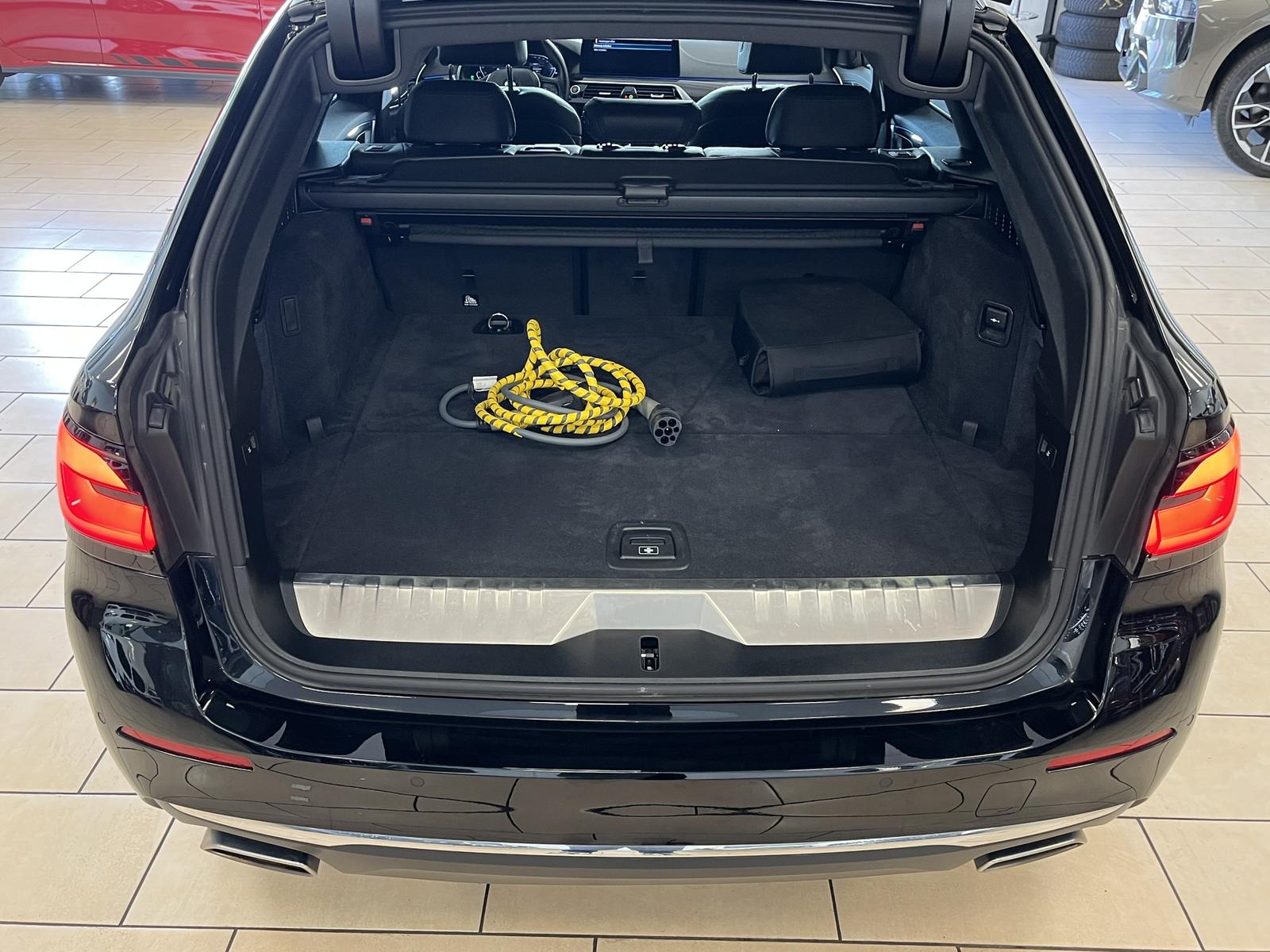 BMW 530 e xDrive Luxury-Line Navi*Leder*LED*CarPlay