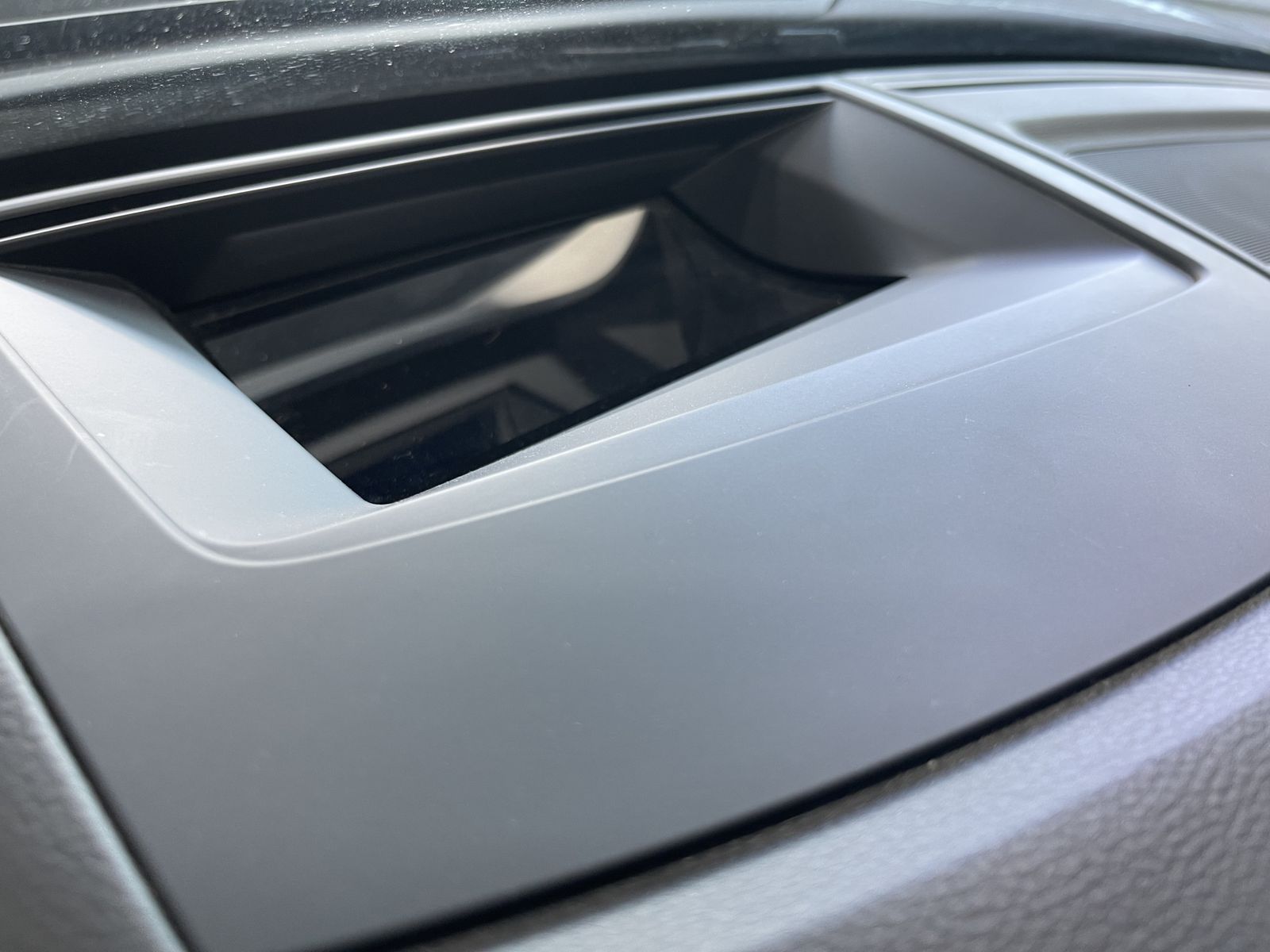 Fahrzeugabbildung Volkswagen Touareg 3.0 TDI*R-Line*4Motion*AHK*Leder*Pano*