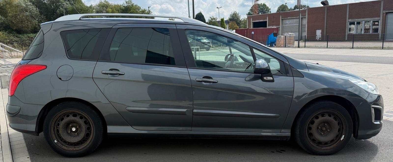 Peugeot 308 2013 — photo 5