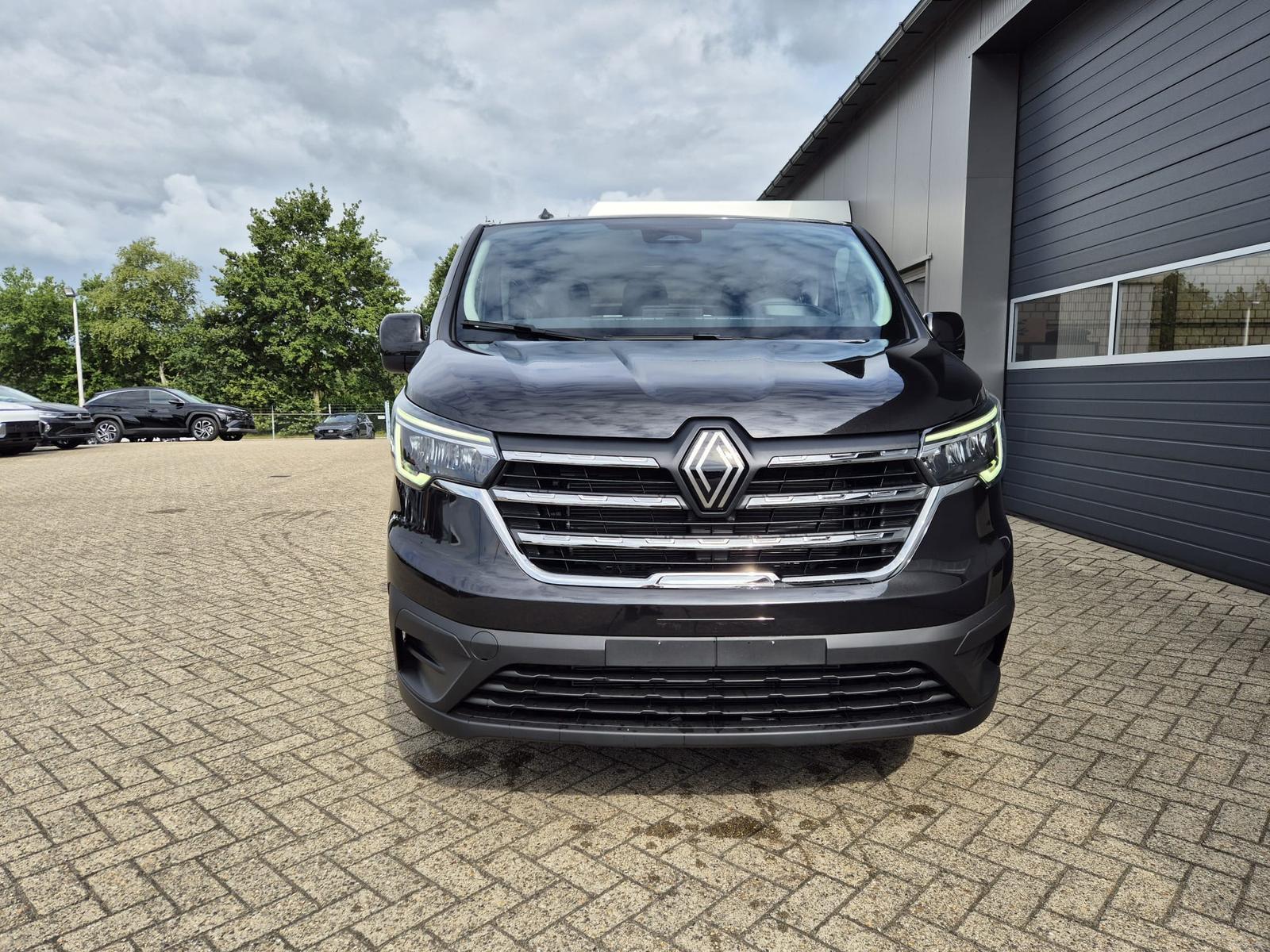 Renault Trafic Combi L2 2.0 dCi 150PS Grand Evolution 9