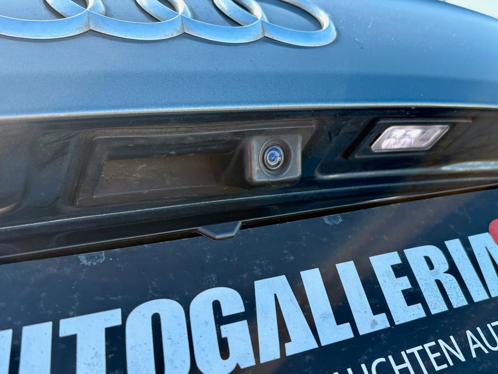 Fahrzeugabbildung Audi A6 Avant 3.0 TDI quattro Aut. S LINE SPORT Navi