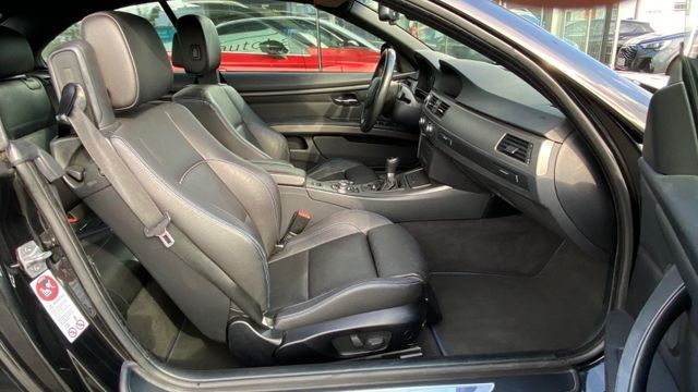 Fahrzeugabbildung BMW 320i Edition M SPORT , Hardtop , NAVI , PDC