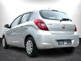 Hyundai i20 1,2 1.HAND/SHZ/KLIMA/TÜV NEU/GARANTIE - Hyundai Gebrauchtwagen von 2013