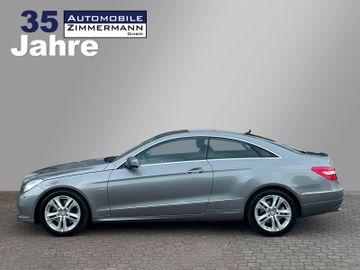 Mercedes-Benz E 350E350 CGI Coupe*Avantgarde*Navi*Memory*Panorama*