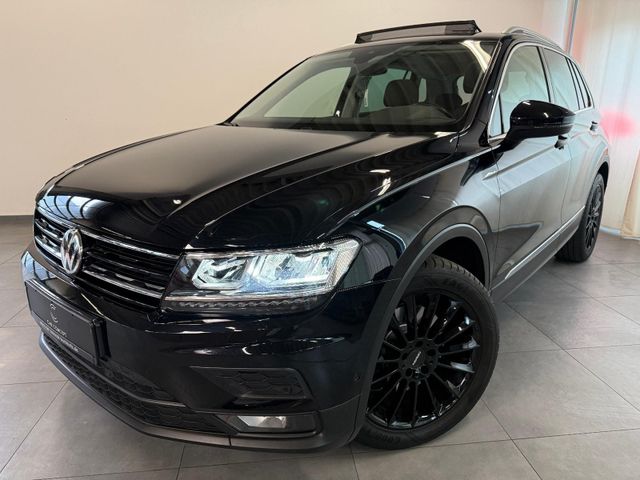 Volkswagen Tiguan United 2.0 TDI DSG 4M PANO AHK 19" LED