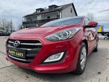 Hyundai 1.6 Motor i30 cw blue Trend - Hyundai i30 mit Benzin-Antrieb: Kombi, 1.6