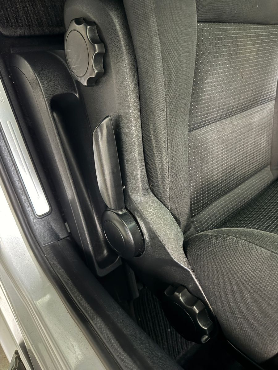 Fahrzeugabbildung Mercedes-Benz B 180 CDI AUTOMATIK TEMPOMAT KLIMA PANORAMA