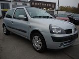 Renault Clio 1.2 16V - Renault Clio aus 2002: 1.2