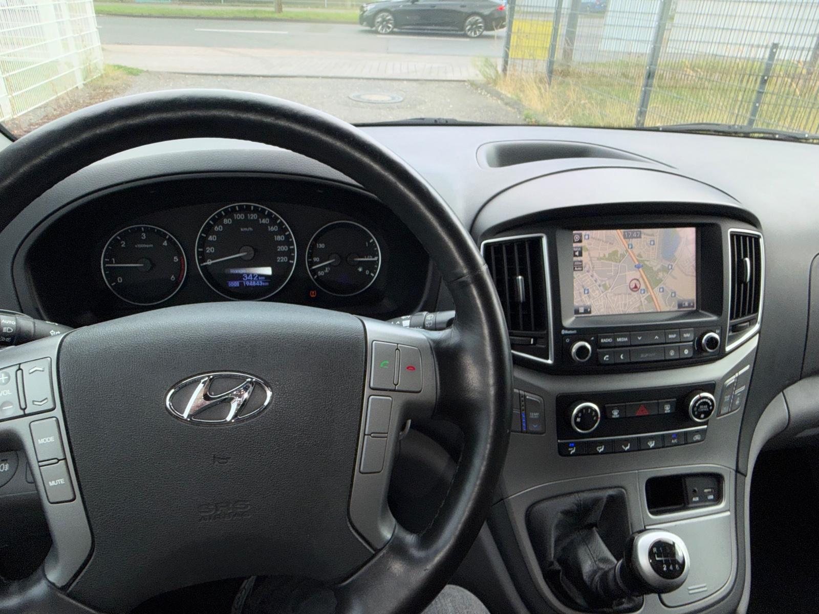 Hyundai H-1 2.5 CRDi Travel Navi/Klima/8-Sitze/AHK/EURO6