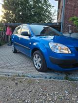 Kia Rio 2 TÜV 02.27 - Kia Rio: Kombi
