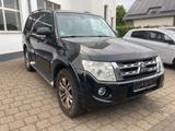 Mitsubishi Pajero 3.2 DI-D Instyle - gebrauchte Mitsubishi Pajero aus dem Jahr 2012