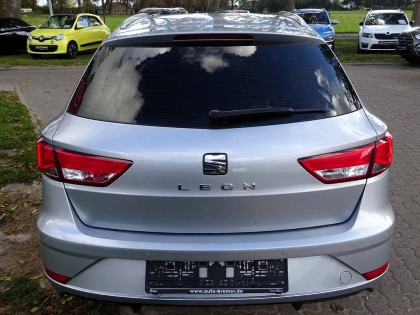 Fahrzeugabbildung SEAT Leon ST 1.6 TDI Style Navi  ALW-Reifen