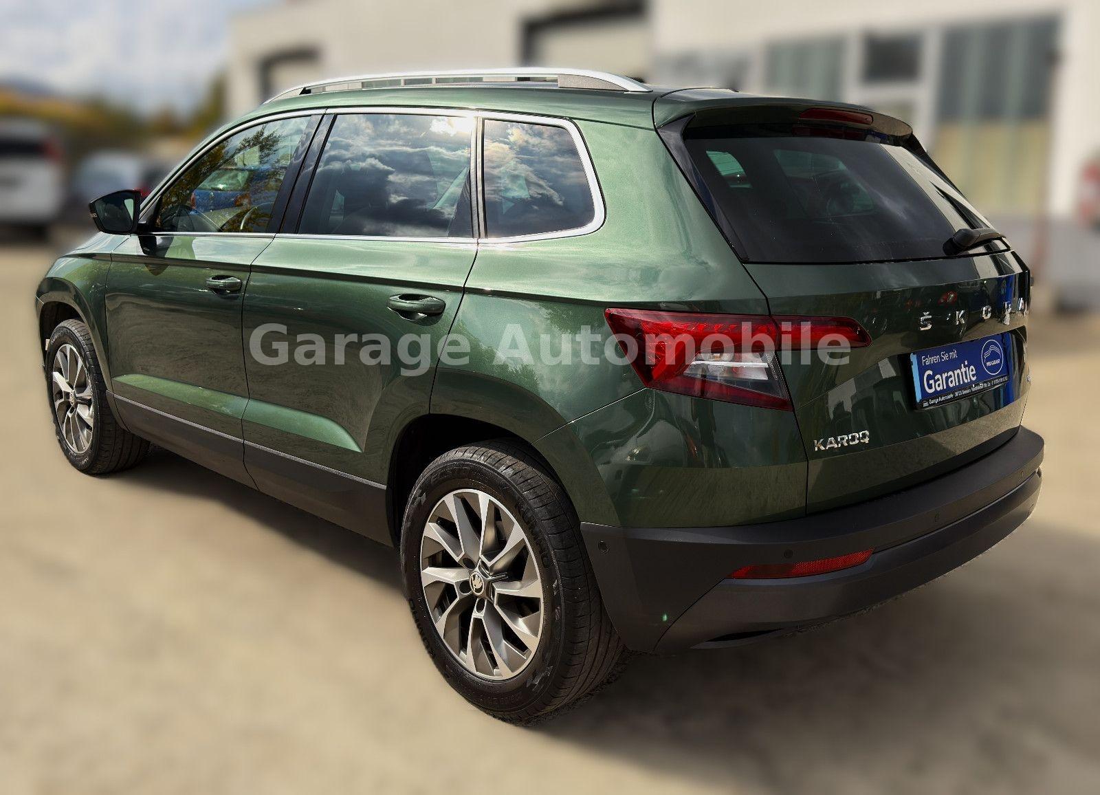Skoda Karoq Clever 4x4 2.0 TDI DSG Pano AHK 4X SHZ Amb