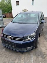 Volkswagen Touran 1.6 TDI DSG Standheizung TÜV neu 