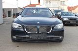 BMW 750 Baureihe 7 750i - BMW 750 mit Benzin-Antrieb: Limousine