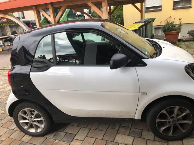 Smart ForTwo coupé 1.0 45kW -