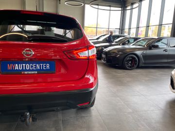 Nissan Qashqai N-Connecta *BI-XENON*LED*AHK*360 KAMERA*