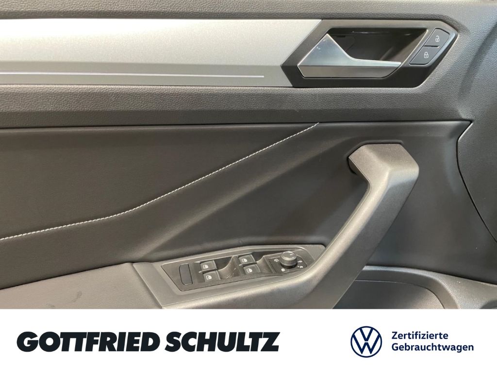 Volkswagen T-Roc - Bild 12