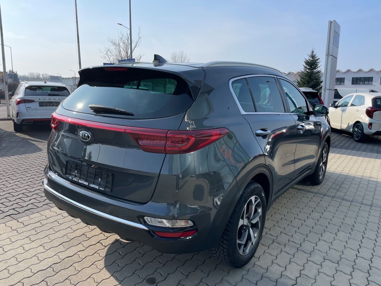 Fahrzeugabbildung Kia Sportage Dream Team LED VerkehrszeichenERK JBL