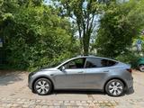 Tesla Model Y Long Range RWD Quicksiver 600km Np 52500 - Tesla Model Y in München