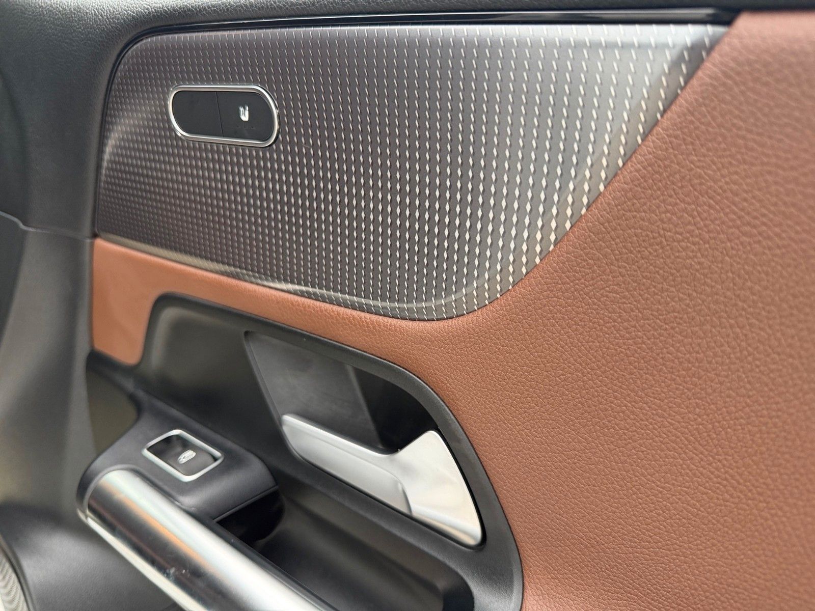 Mercedes-Benz B 200 d 1.Hand/Progressive/LED/Kamera/Navi/Leder foto 13