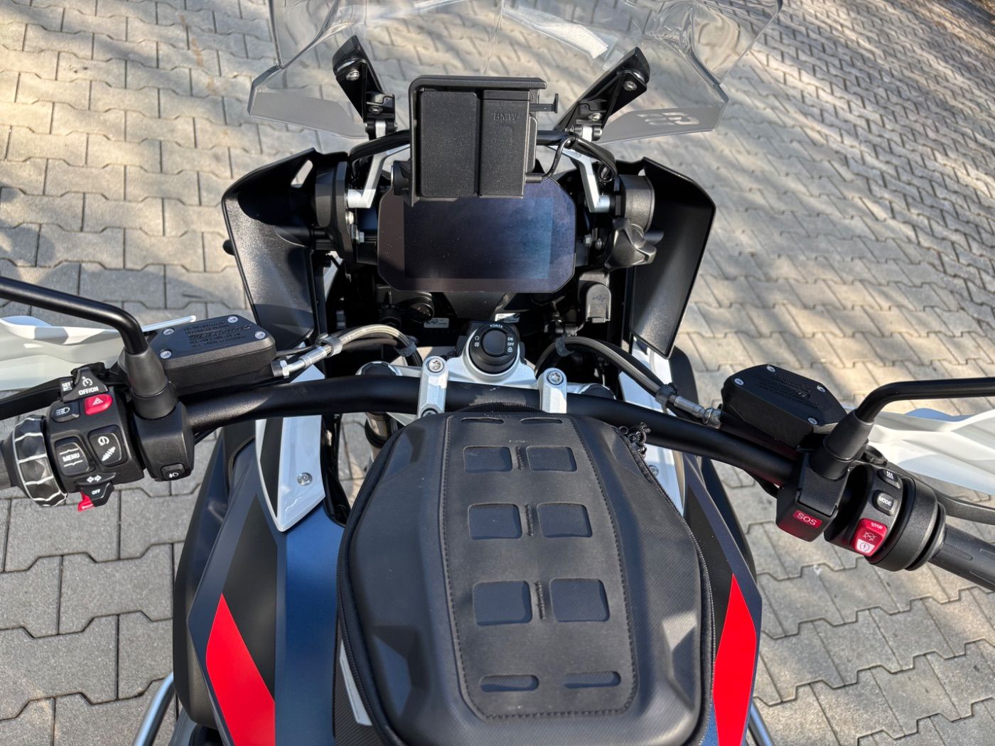 Fahrzeugabbildung BMW R 1250 GS Trophy 4 Pakete Sitzheizung Seitenkoff