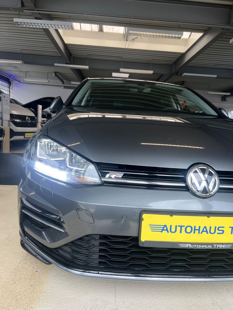Fahrzeugabbildung Volkswagen Golf VII Lim. 1.5 TSI DSG Join R line *ACC*