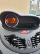 Renault Twingo Dynamique 1.2 LEV 16V 75 eco2 Dynamique - Renault Twingo: 16v Dynamique