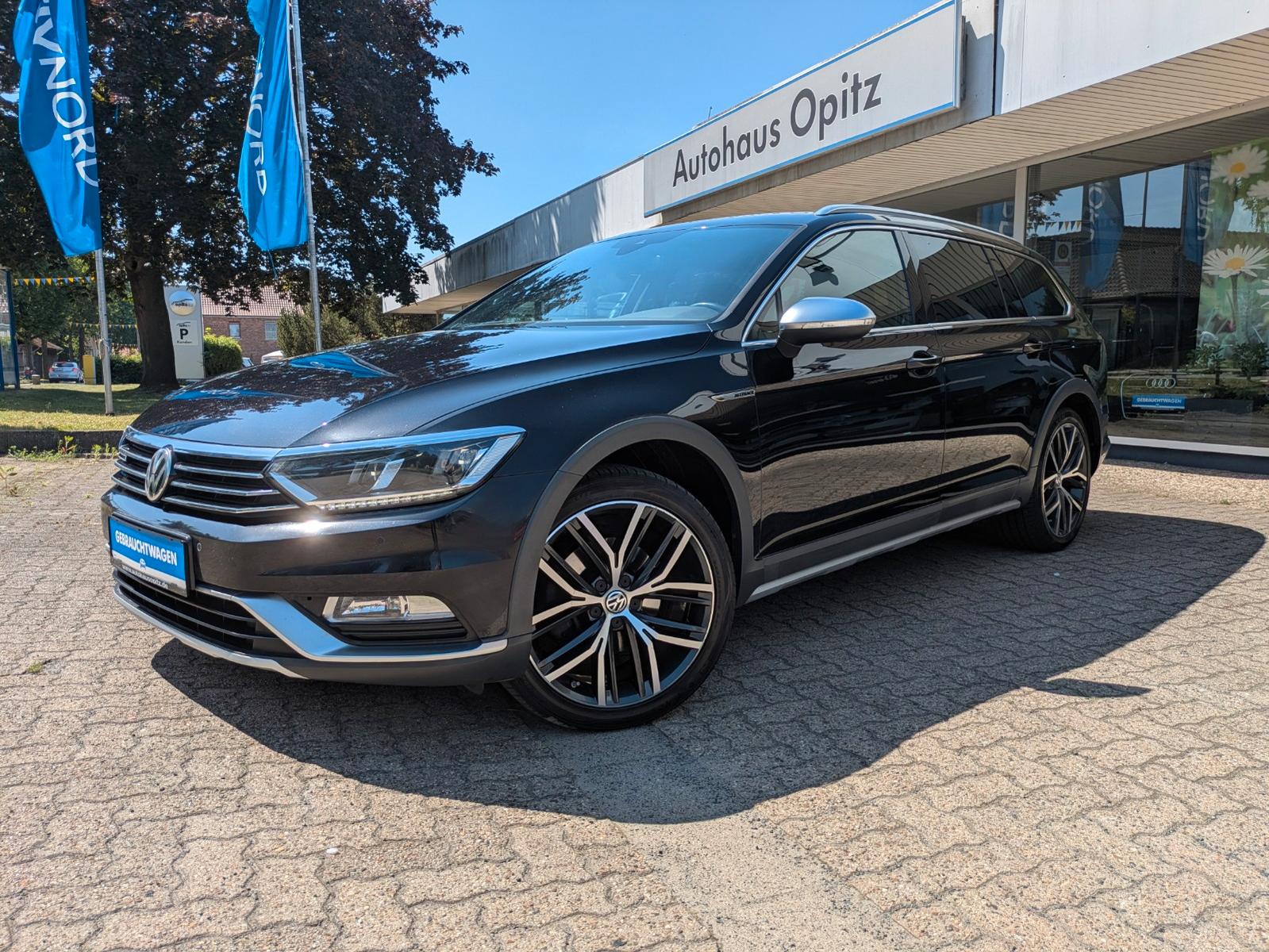 Volkswagen Passat Alltrack 2.0 TDI DSG 4MOT *AHK,STHZ,NAVI*