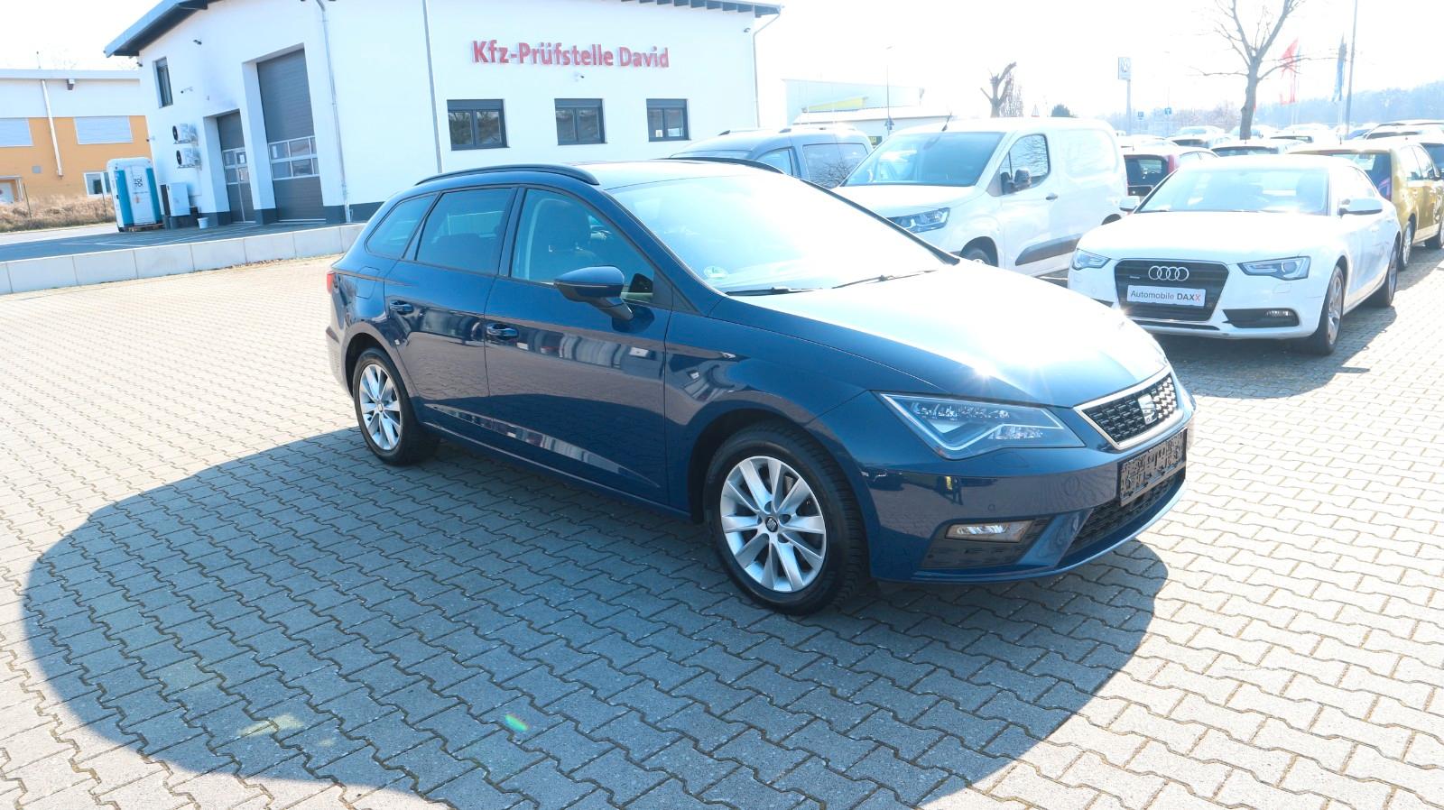 Seat Leon ST 1.6 TDI Style*Navi*Pano.Dach*