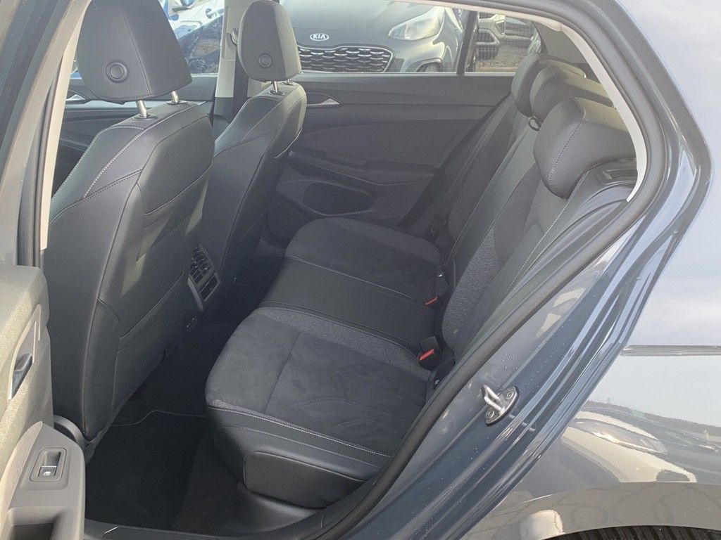 Volkswagen Golf - Bild 10