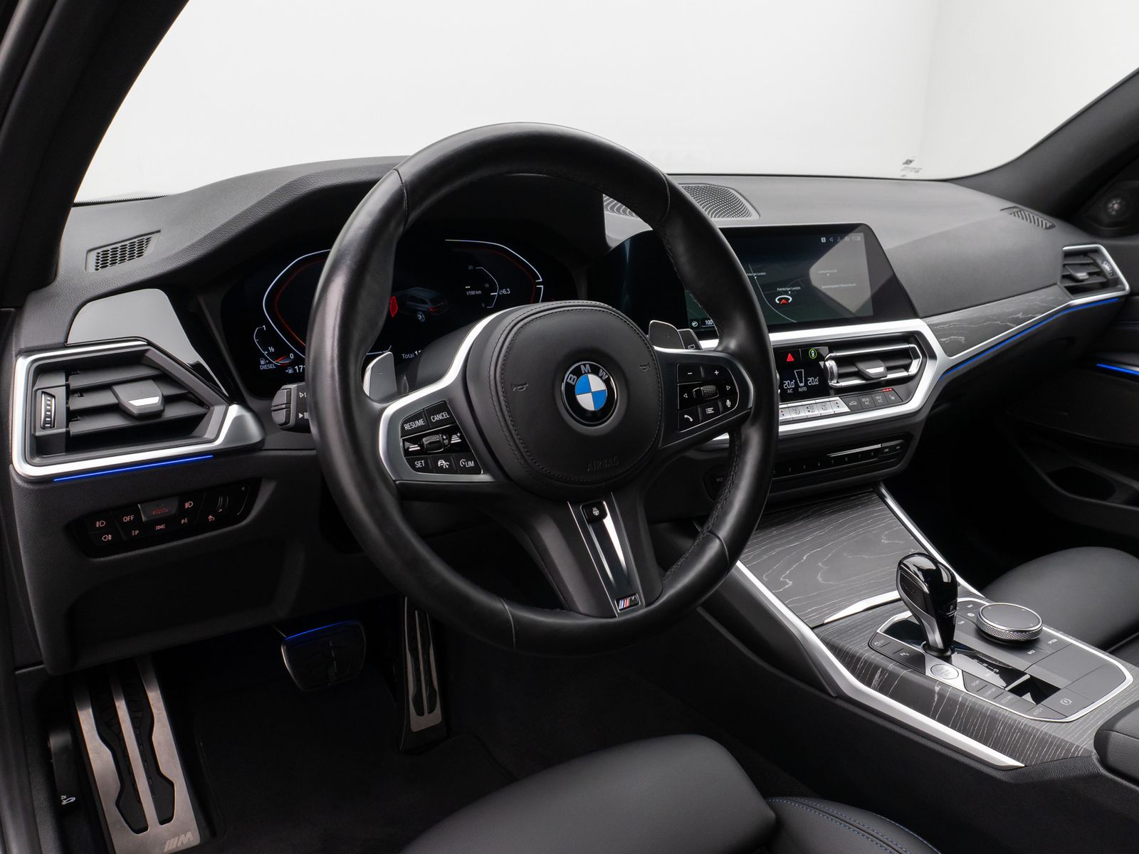Fahrzeugabbildung BMW 320d  M Sport Laser Kamera DAB H/K Komfort Alarm