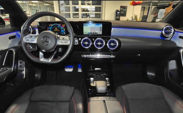 MERCEDES-BENZ Mercedes CLA 180 AMG Line Panorama 2022 45tkm 